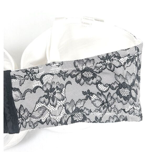 Torrid Black & White Lace Print Microfiber Push-Up Multi-Way Bra - Picture 6 of 7